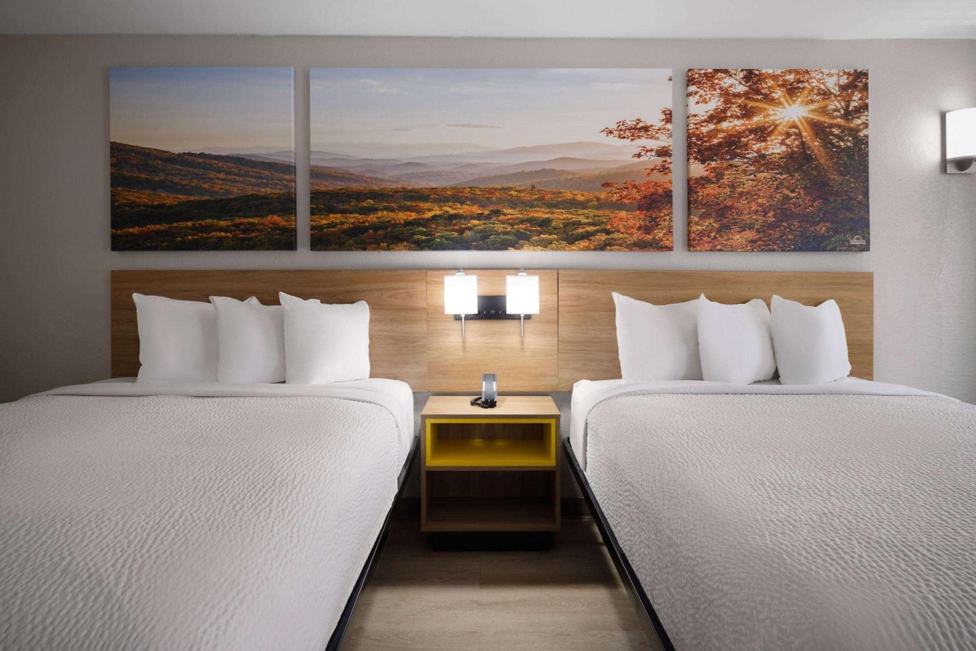 Days-Inn By Wyndham Montgomery I-85 외부 사진